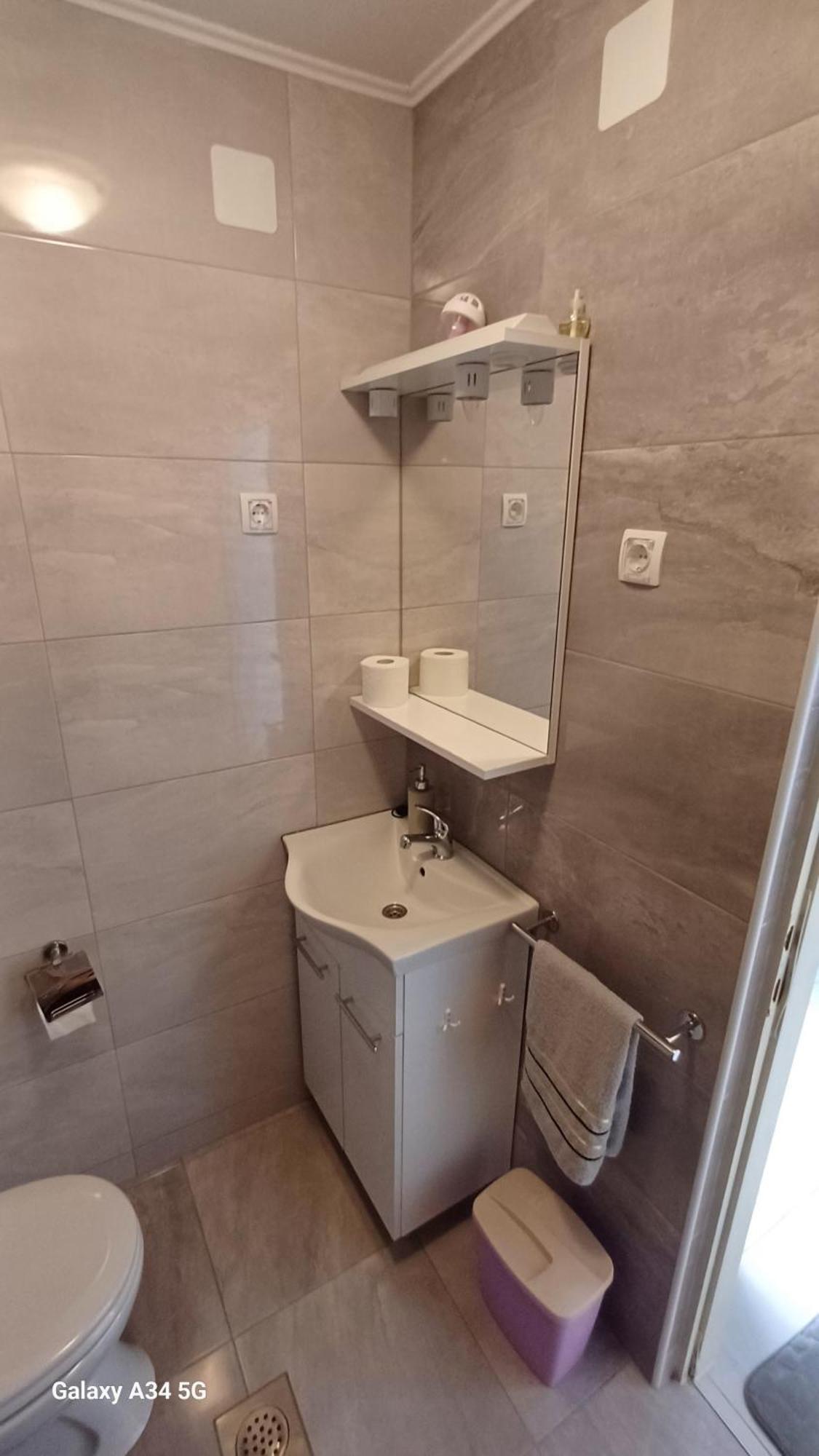 Leo Apartment Вир Екстериор снимка